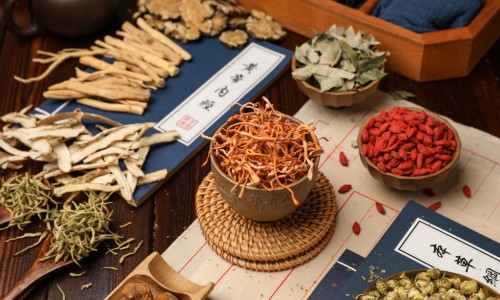 中药黄芪有升压作用吗百度百科-中药黄芪有升压作用吗能吃吗-中药黄芪起什么作用,中国中药黄芪有升压作用吗网站